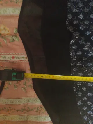 Blusa plateada y negra con lunares axila 50 l 66