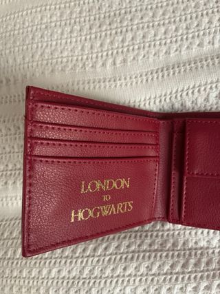 Cartera Harry Potter 9 3/4 Roja y Dorada
