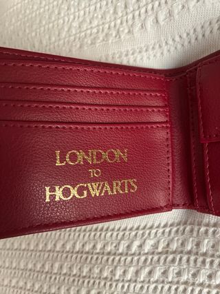 Cartera Harry Potter 9 3/4 Roja y Dorada