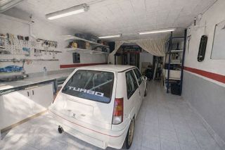 Local comercial en venta en Pedró en Cornellà de Llobregat