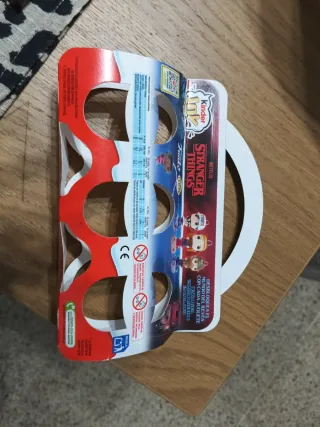 Blíster Kinder Stranger Things Funko POP