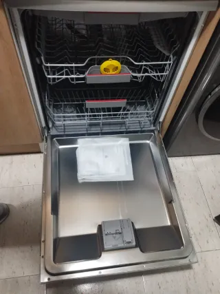 Lavavajillas Bosch Serie 4 usada dos veces