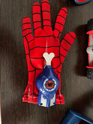Accesorios Spiderman: Coche, Guante y Ala