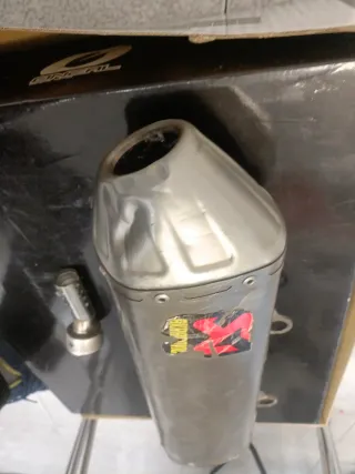 Silencioso Akrapovic KTM Husqvarna