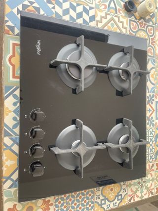 Encimera de gas Whirlpool negra