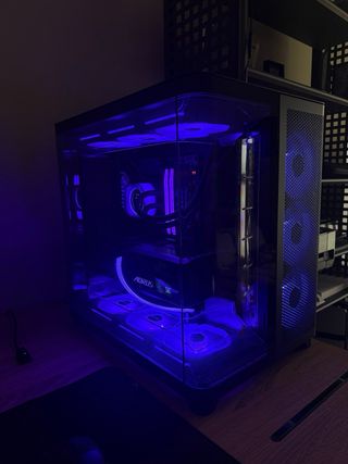 PC Gaming/Multifuncional Premium RTX 5080 y Ryzen9