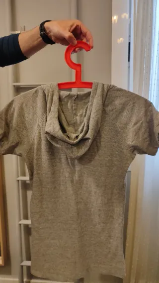 Camiseta Superdry Mujer Gris Capucha