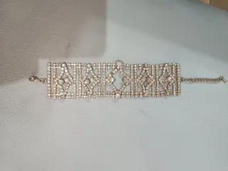 Pulsera de plata con brillos