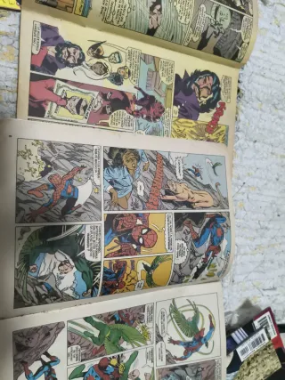 Lote de comics Spiderman más otros