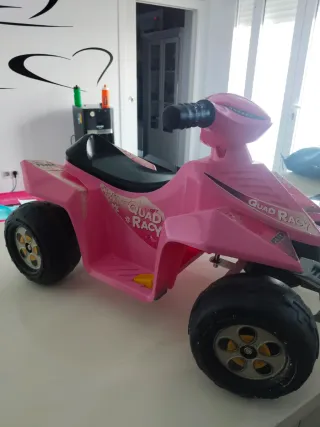 Quad a batería infantil rosa