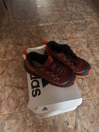 Zapatillas Salomon trail running de chica unisex