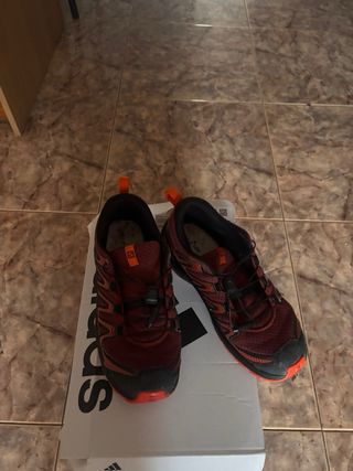 Zapatillas Salomon trail running de chica unisex