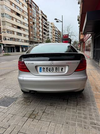 Mercedes-Benz Clase C 2001
