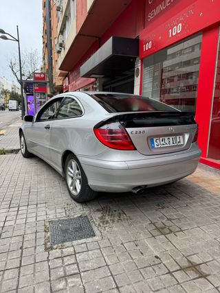 Mercedes-Benz Clase C 2001