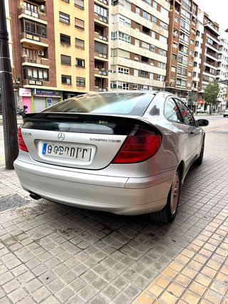 Mercedes-Benz Clase C 2001