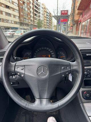 Mercedes-Benz Clase C 2001