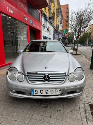 Mercedes-Benz Clase C 2001