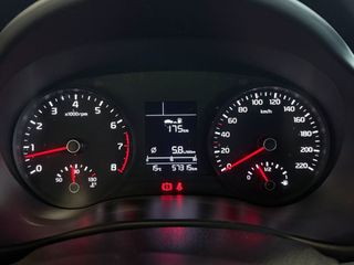 KIA Rio 1.2 DPi 62kW 84CV Concept