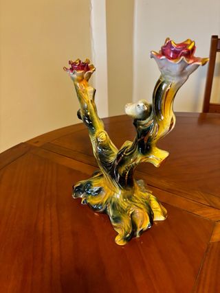 Figura vintage cerámica flores doradas