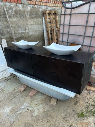 Mueble de baño con lavabos