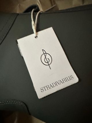 Botas Zara efecto goma verde militar