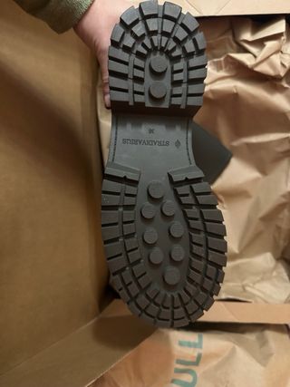 Botas Zara efecto goma verde militar