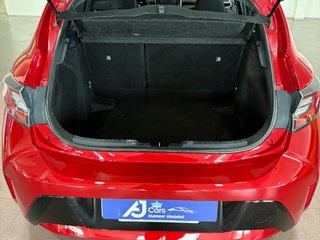 TOYOTA Corolla 1.8 125H BUSINESS PLUS ECVT