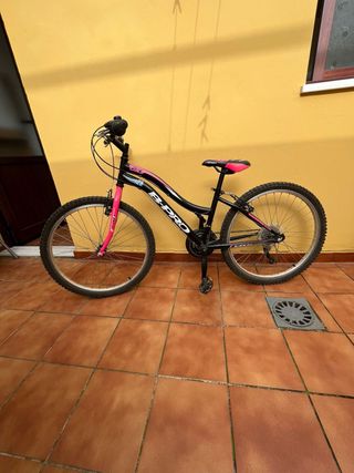 Bicicleta B-Pro 24 Negra y Rosa