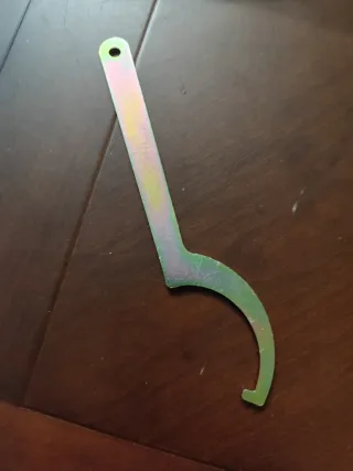 Llave de ajuste gancho nueva a estrenar