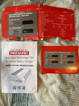 Cargador Batería REDARC 12V Coche/Camper