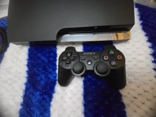 PlayStation 3 Slim 320GB + Far Cry 3 e Far Cry 4