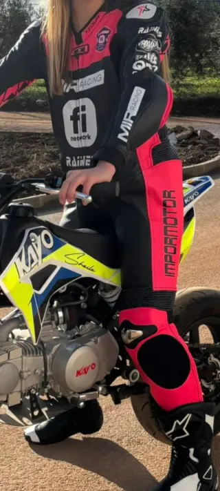 Mono de moto talla 10/12