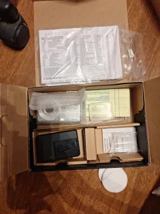 Cámara Casio con caja