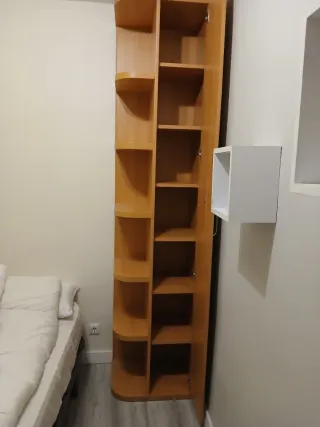 Estantería de madera 2,40 largo 55 y 43 ancho