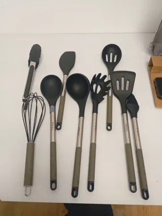 Juego Utensilios Cocina Negro/Verde Oliva