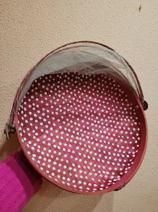 Frutero con malla protectora