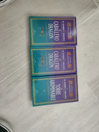 Serie literatura fantástica de hombres y dragones