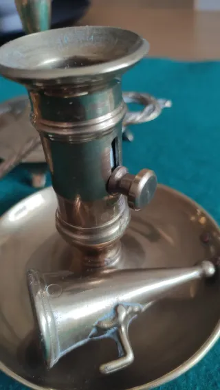 Juego de 3 candelabros de bronce