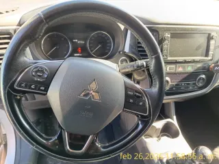 Mitsubishi Outlander 2016