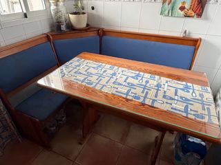 Conjunto mesa y rinconera cocina