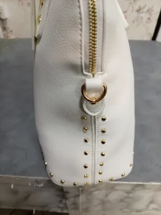 Borsa donna Cafènoir bianca con borchie oro