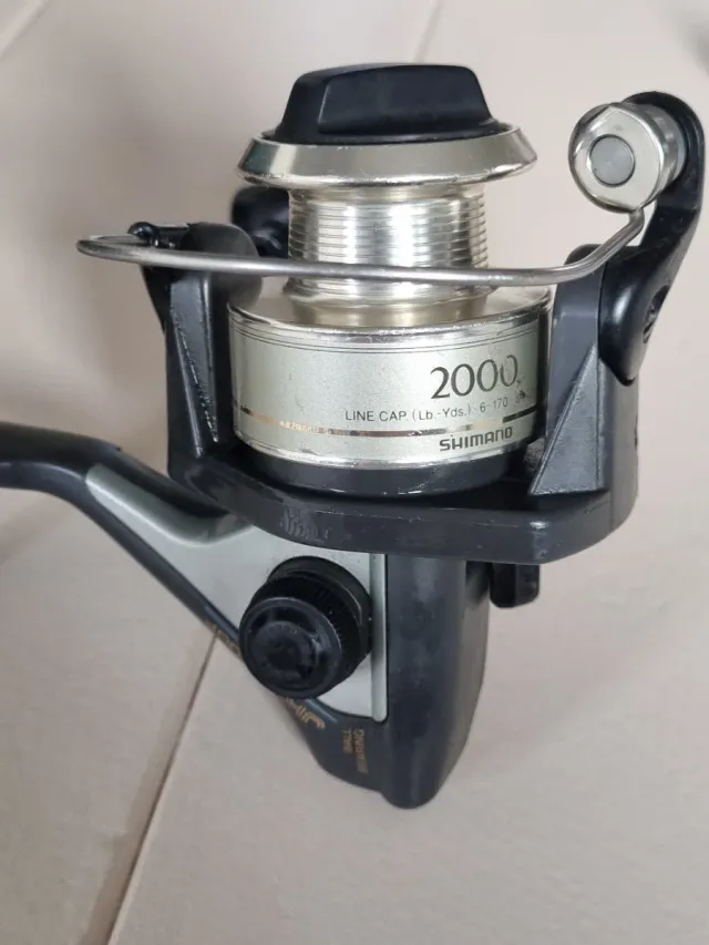 Carrete Shimano 2000 Spinning