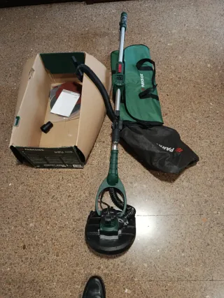 Lijadora de pared Parkside  a batería(no incluida)