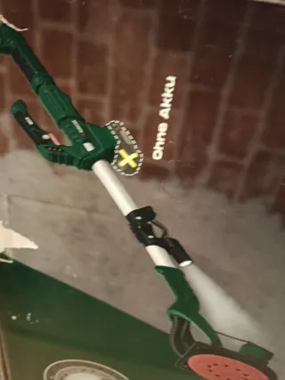 Lijadora de pared Parkside  a batería(no incluida)