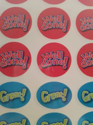 Material didáctico en inglés. Pegatinas.