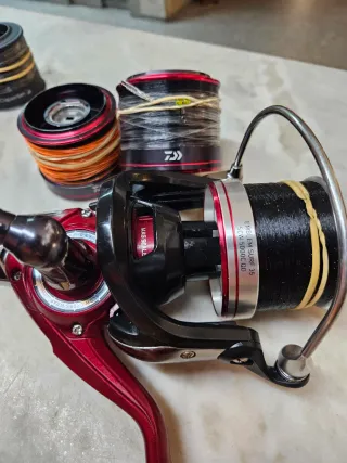 3Carretes de pesca Sufcastin