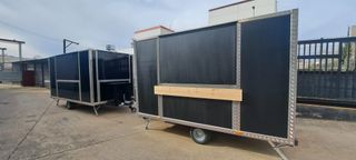 Food Truck Negro con Ventanas