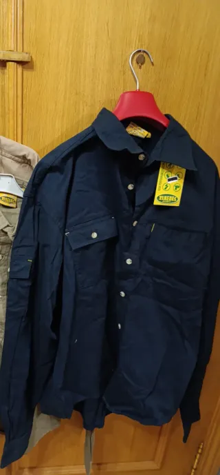 Lote 2 Camisas Paredes Talla M