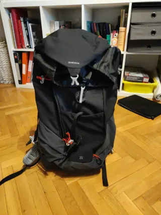 Mochila Montaña 20L Nueva