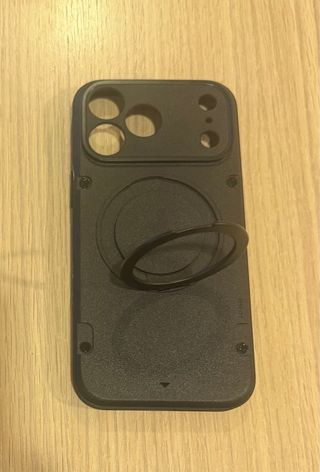 Custodia nera stile ragged per iPhone 17 Pro Maxg